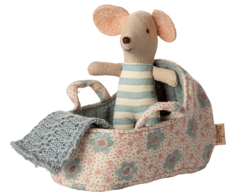 Maileg - Draagmand babymuis - Blue. Verwacht november