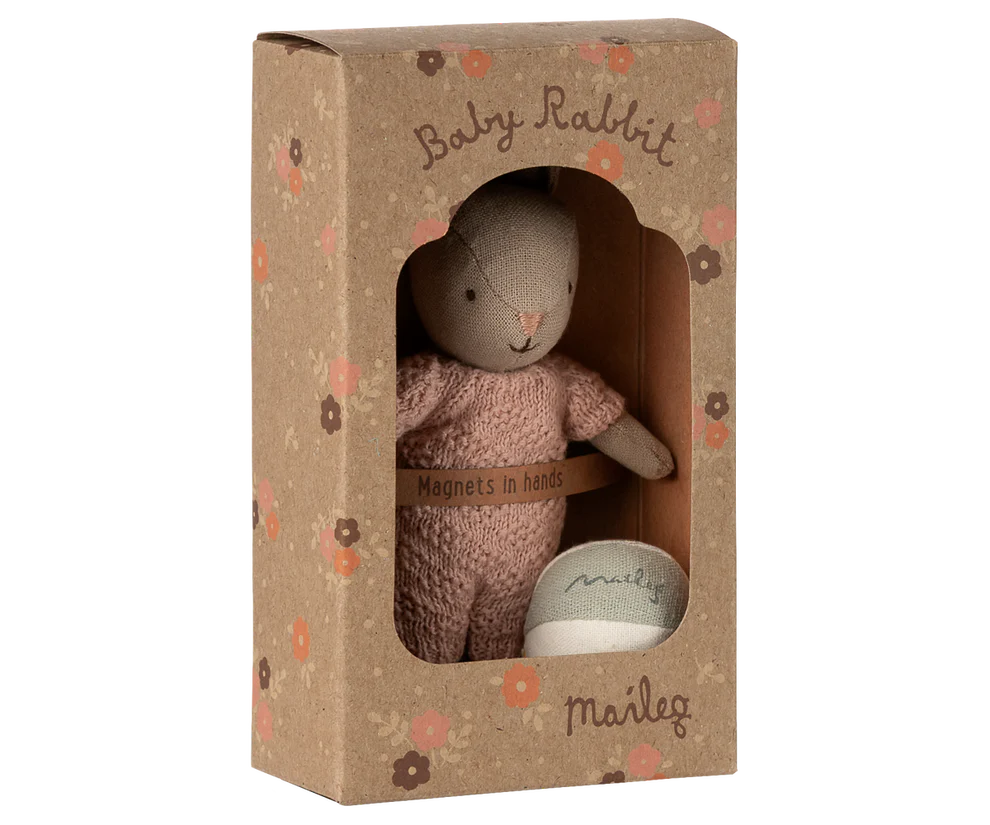 Maileg - Konijn met bal - Zand / Rose.