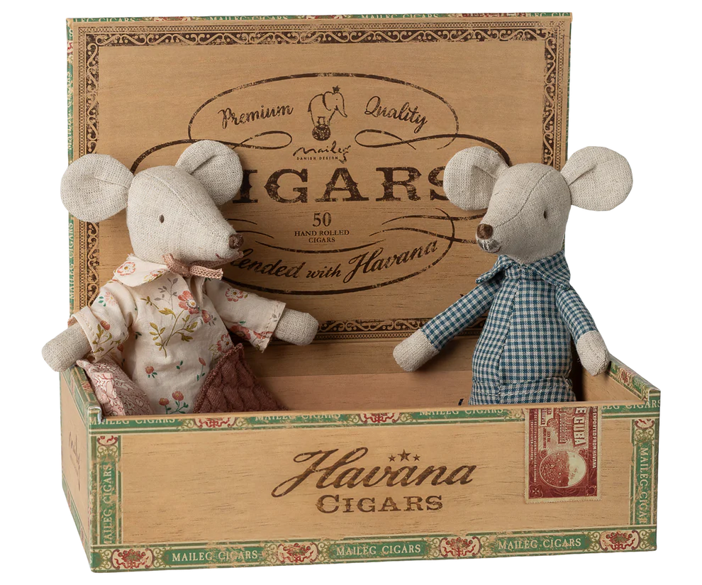 Maileg - Opa en oma muis in sigarendoos.