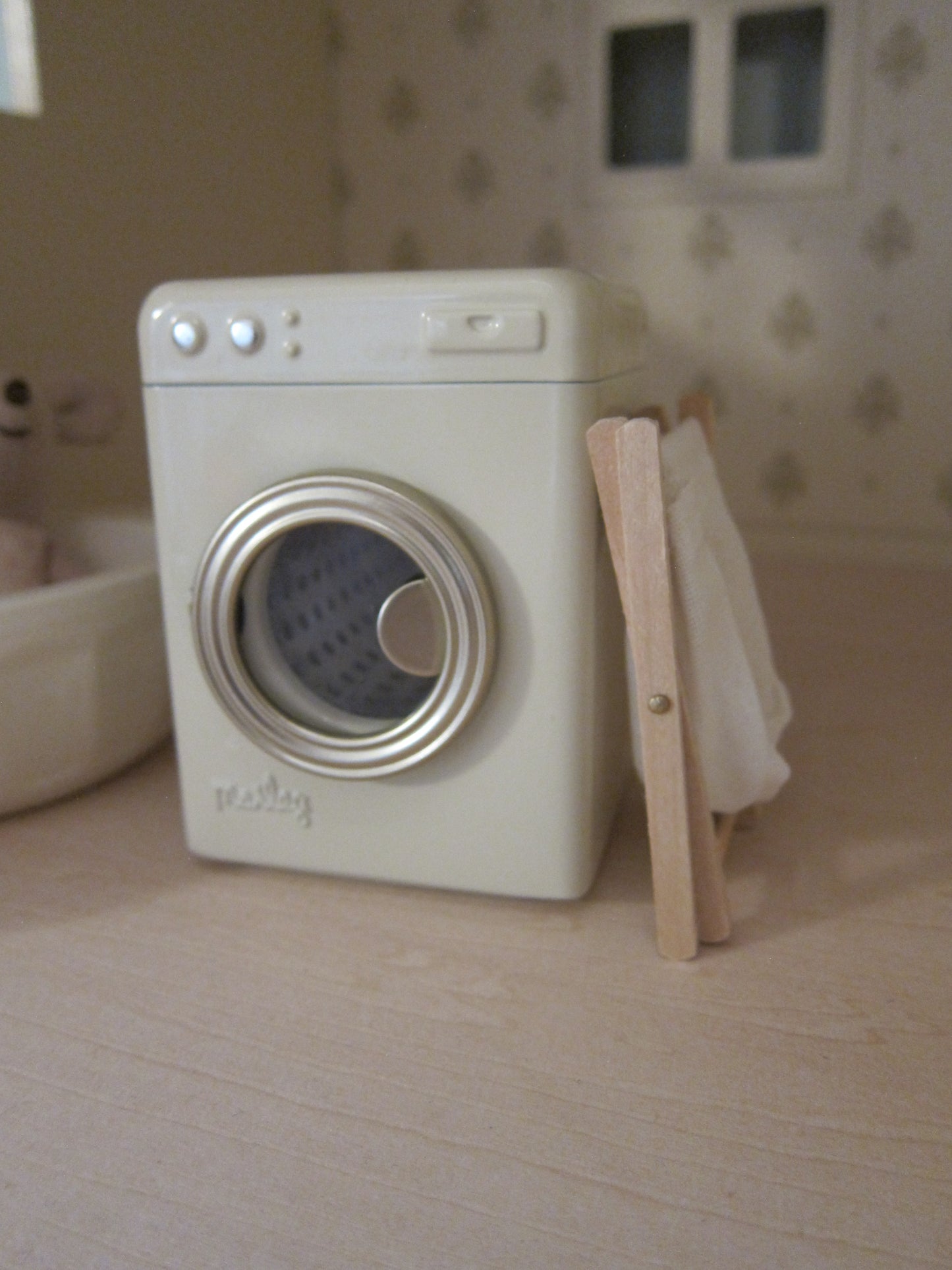 Snipsels - Wasmand, inklapbaar, klein.