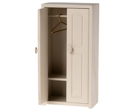 Maileg - Houten kast, klein, met hangers - Cream. Verwacht september