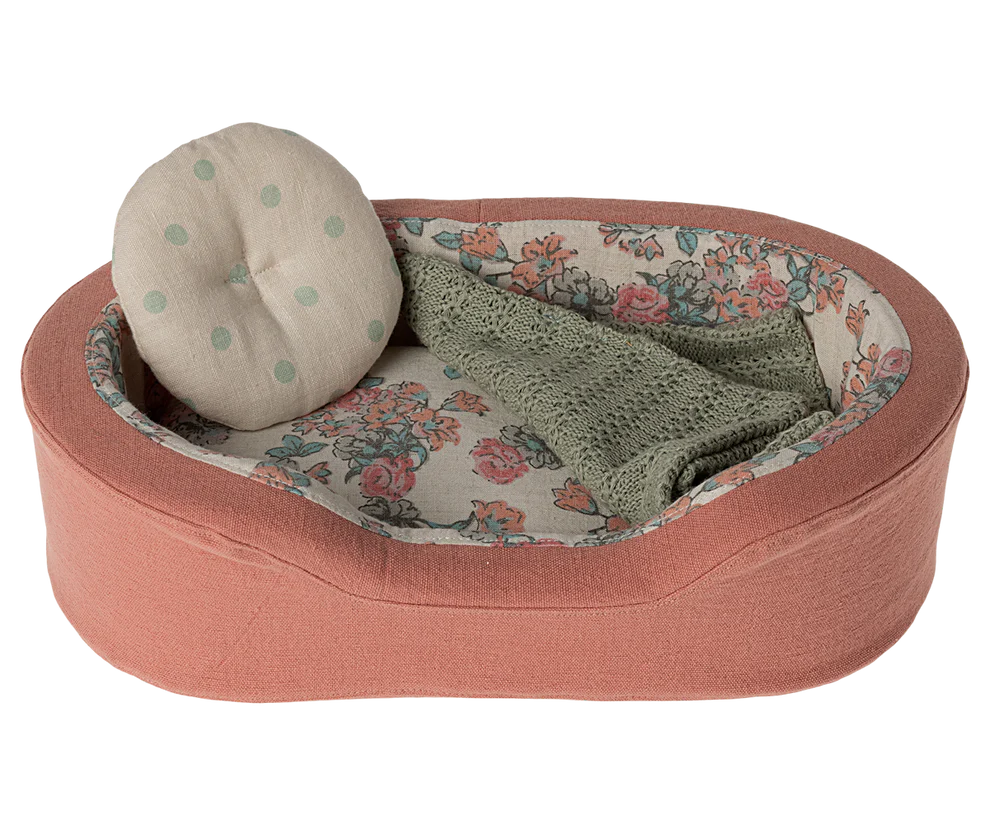 Maileg - Mand (klein) voor honden en poezen en konijnen - koraal -bloemen. Verwacht november