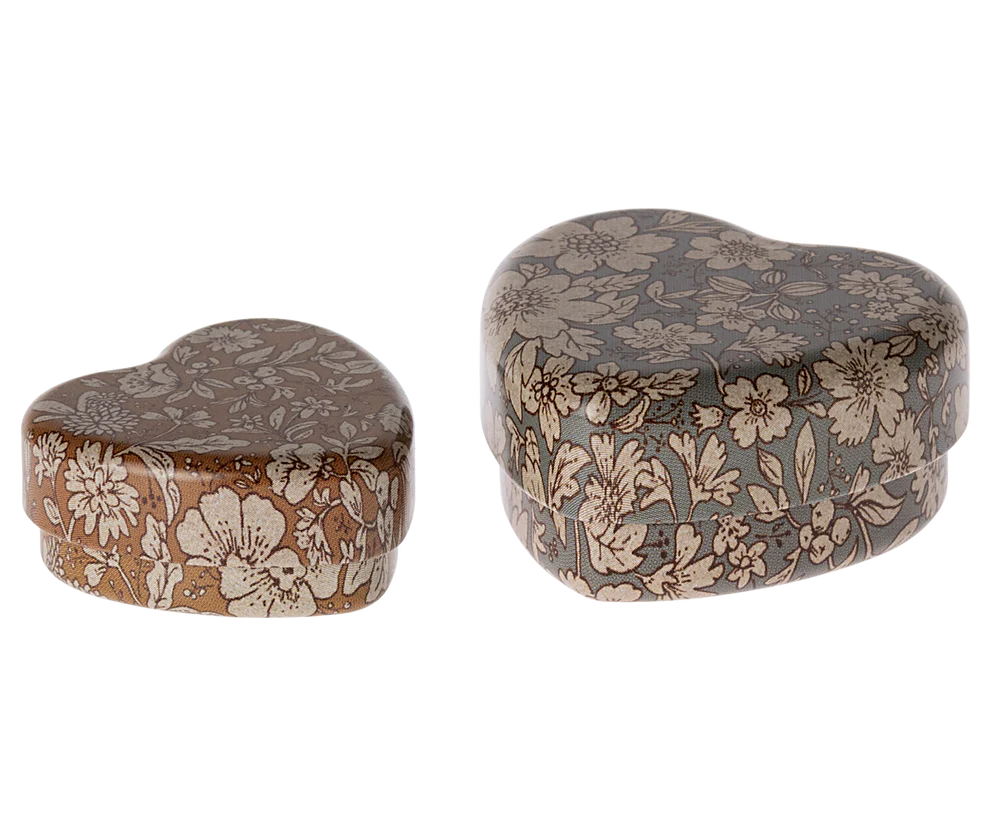 Maileg - Metalen hartjes doosjes 2 delig - Blauw/oker. Verwacht december