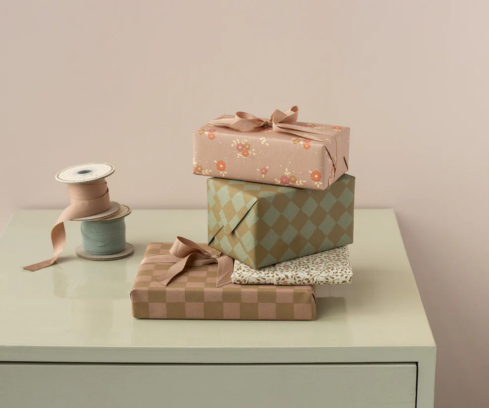 Maileg - Michette - inpakpapier, rol 10 meter.