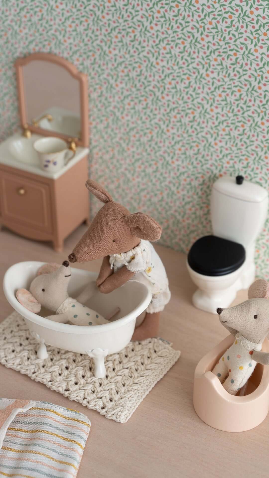 Maileg - Toilet.